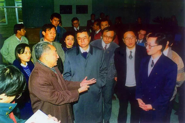 互换机2.jpg 互换机2.jpg